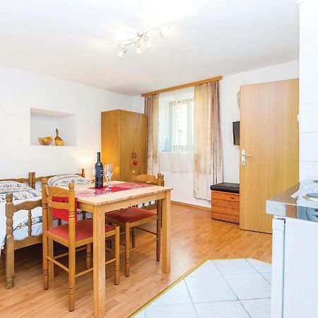 Stunning Apartment In Bakar With Kitchen Esterno foto